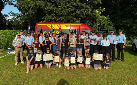 FW-ROW: 75 Jahre Feuerwehr Minstedt - Stadtfeuerwehrfest begeistert mit spannenden Wettbewerben und großem Gemeinschaftsgeist - Foto: presseportal.de FW-ROW: 75 Jahre Feuerwehr Minstedt - Stadtfeuerwehrfest begeistert mit spannenden Wettbewerben und großem Gemeinschaftsgeist - Foto: presseportal.de