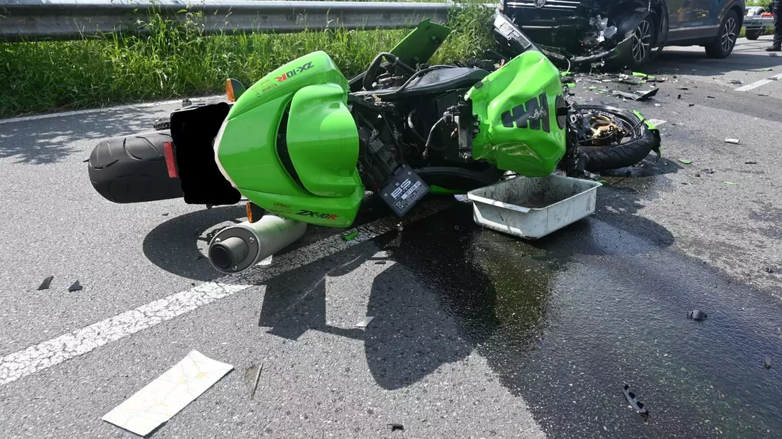 POL-DEL: Landkreis Oldenburg: Samtgemeinde Harpstedt: Colnrade: Motorradfahrer bei Unfall tödlich verunglückt - Bild: presseportal.de