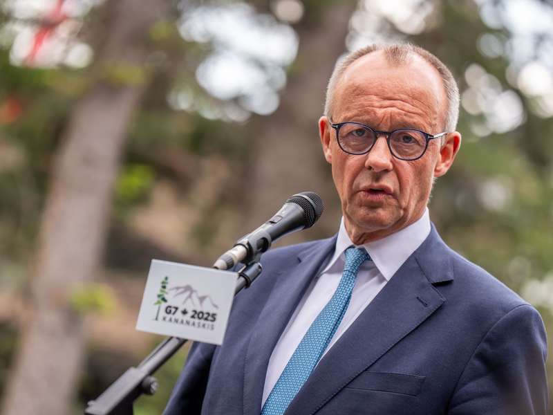 Merz zeigt sich zufrieden mit dem G7-Gipfel. - Foto: Michael Kappeler/dpa POOL/dpa