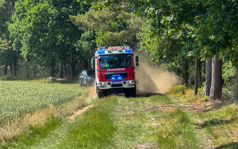 FW Flotwedel: Zwei Brandeinsätze innerhalb von fünf Stunden in Eicklingen - Foto: presseportal.de