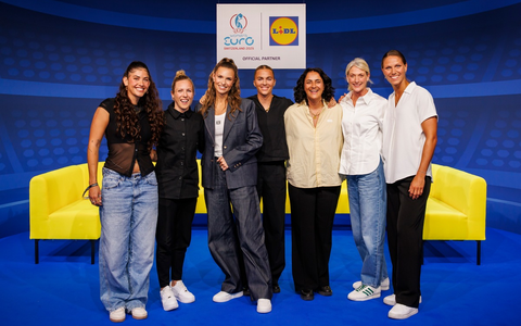 Lidl setzt auf prominente Vorbilder: Start der Never Stop Growing Initiative zur UEFA Women's EURO 2025(TM) - Foto: presseportal.de