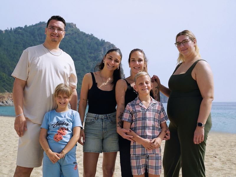 Neue Folgen bei RTLZWEI Diese Büchners - Familientrubel unter Palmen: Zwischen Umbruch, Familienchaos und Neuanfang - Foto: presseportal.de