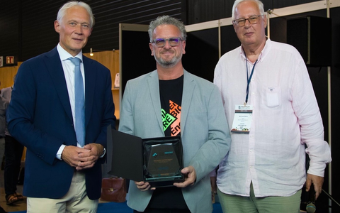 PURE BIO® Energy Drink gewinnt Award - Foto: Pure Bio® Products über pressetext.de