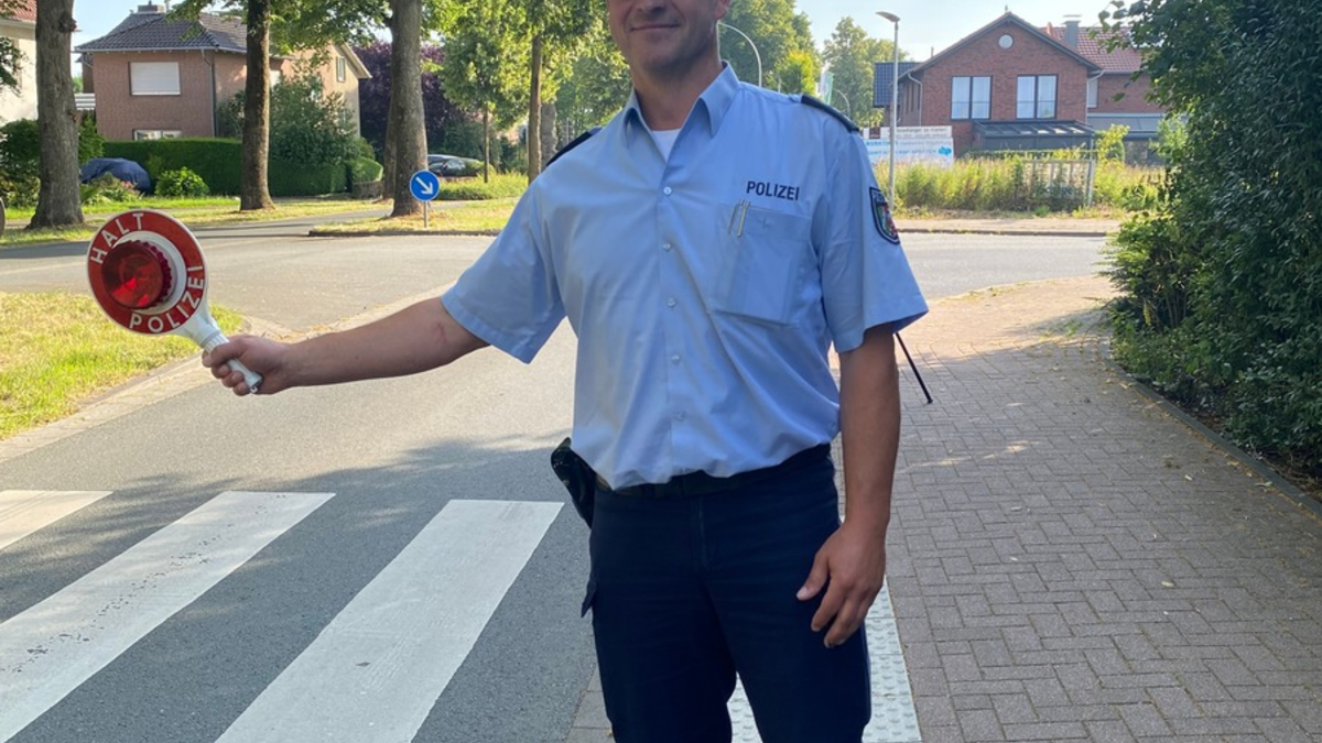 POL-BOR: Kinder verteilen Dank- und Denkzettel an Autofahrer - Foto: presseportal.de