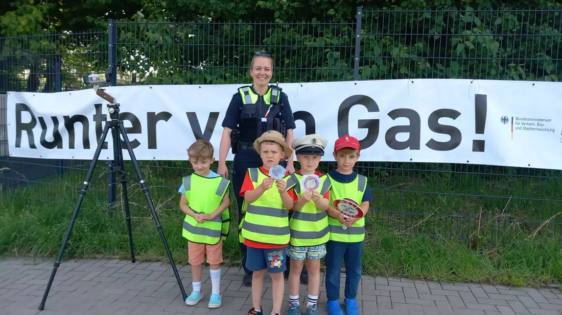 POL-EN: Wetter/Gevelsberg: Sicherheit im Straßenverkehr an der Kita Bullerbü in Wetter und der Kita Blauer Planet in Gevelsberg - Bild: presseportal.de