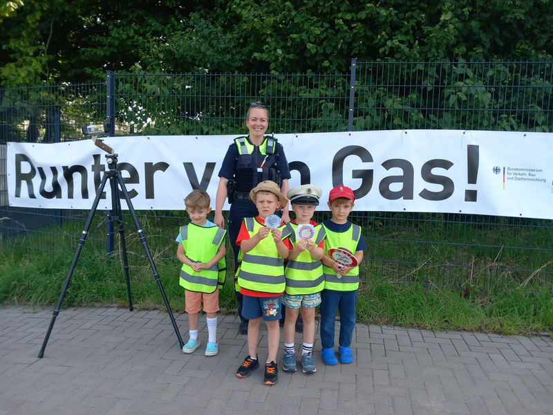 POL-EN: Wetter/Gevelsberg: Sicherheit im Straßenverkehr an der Kita Bullerbü in Wetter und der Kita Blauer Planet in Gevelsberg - Foto: presseportal.de
