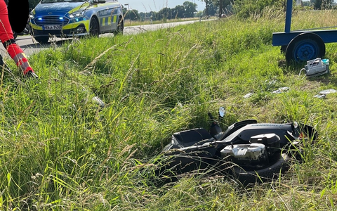 POL-MI: Verkehrsunfall mit schwerverletztem Kleinkraftradfahrer - Foto: presseportal.de
