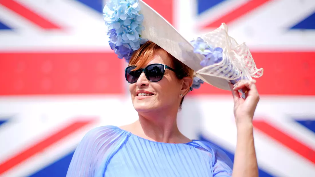 Sehen und gesehen werden in Ascot. - Bild: James Manning/PA Wire/dpa