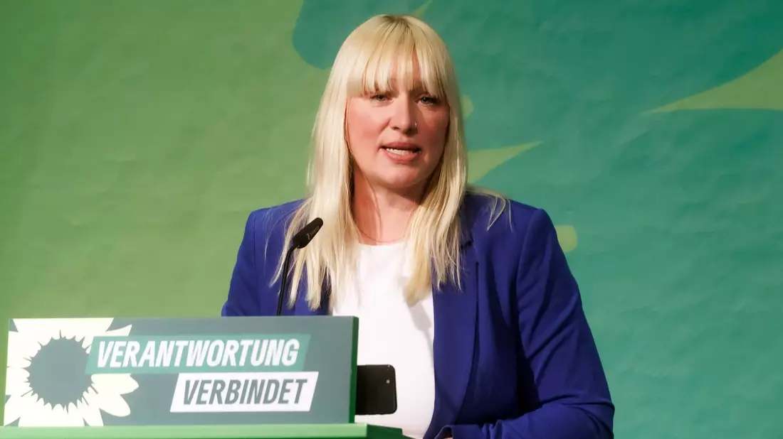 Grünen-Politikerin Louise Amtsberg findet die Aussagen zynisch. (Archivbild) - Bild: Markus Scholz/dpa