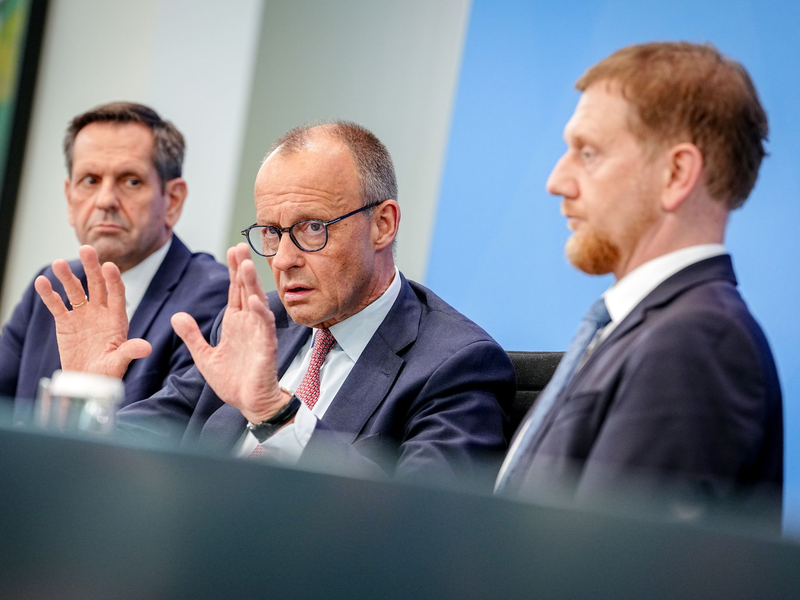 Merz sieht Priorität bei den Kommunen. - Foto: Kay Nietfeld/dpa