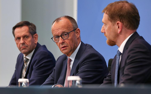 Olaf Lies, Friedrich Merz und Michael Kretschmer am 18.06.2025 - Foto: über dts Nachrichtenagentur