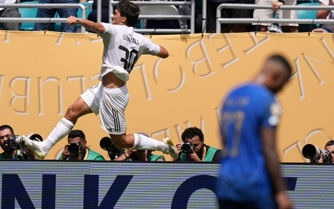 Real-Youngster Gonzalo Garcia ersetzte Kylian Mbappe und traf zum 1:0 für Real. - Foto: Rebecca Blackwell/AP/dpa