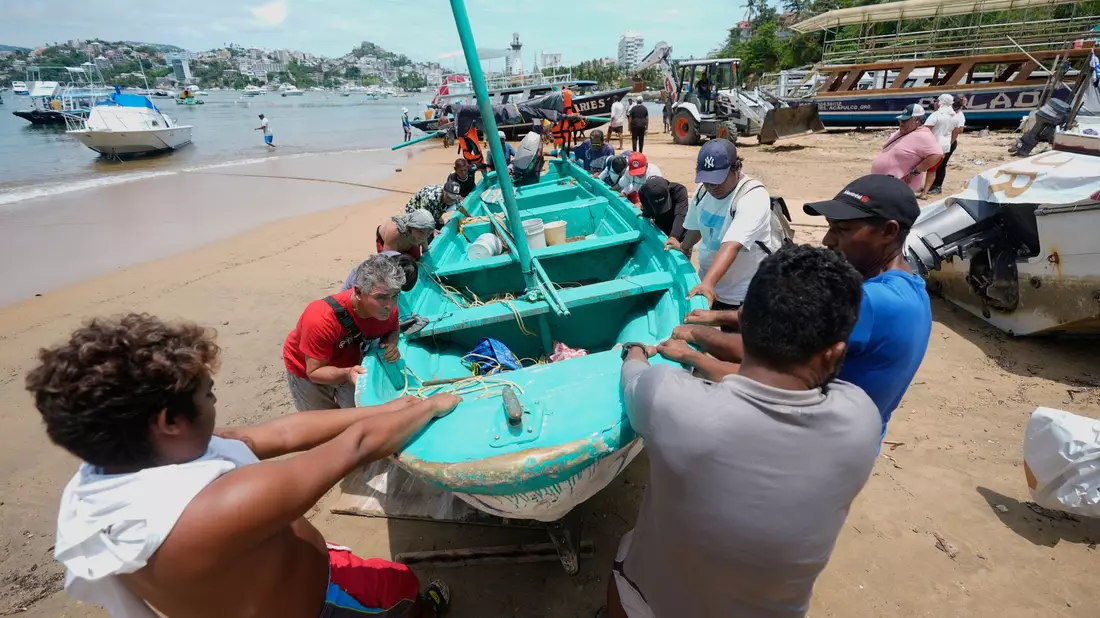 Laut den Meteorologen soll der Sturm zwischen den Bundesstaaten Oaxaca und Guerrero auf Land treffen. Dort liegen auch Urlaubsorte wie Acapulco und Puerto Ángel. - Bild: Fernando Llano/AP/dpa