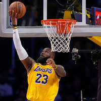 Basketball-Superstar LeBron James hat gerade die 15. China-Tour seiner Karriere beendet. (Archivbild)   - Foto: Mark J. Terrill/AP/dpa