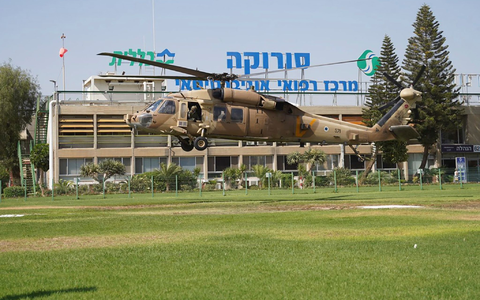 Das Soroka-Krankenhaus in Beerscheva. - Foto: -/Israeli Defense Forces/AP/dpa
