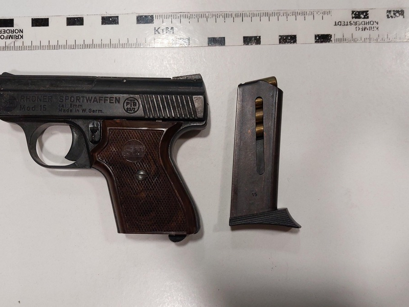 BPOLI DD: Schreckschusspistole im Hauptbahnhof Dresden sichergestellt - Frau ohne Waffenschein erwischt - Foto: presseportal.de