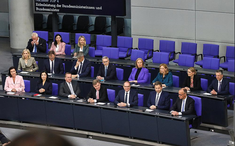Das neue Kabinett Merz auf der Regierungsbank (Archiv) - Foto: über dts Nachrichtenagentur