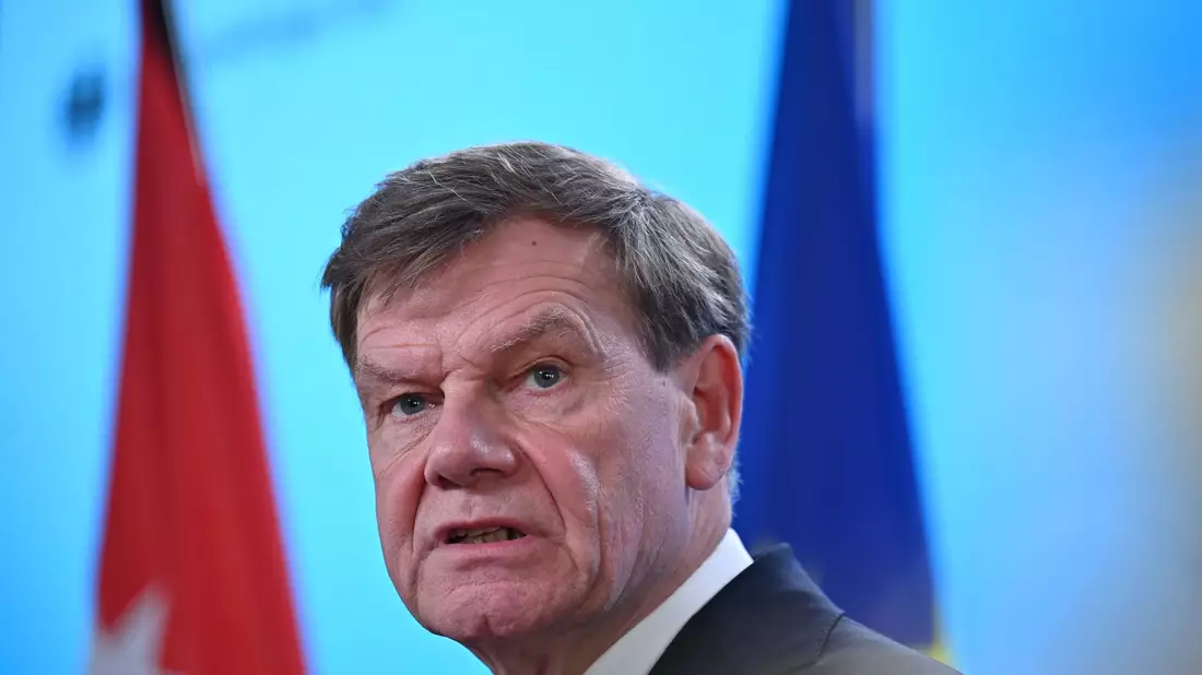 Außenminister Wadephul sucht das Gespräch mit der iranischen Regierung. - Bild: Katharina Kausche/dpa