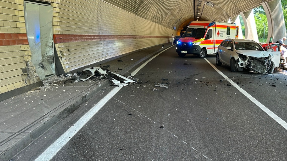 POL-PDLD: Verkehrsunfall mit verletzten Personen - Foto: presseportal.de