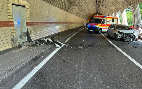 POL-PDLD: Verkehrsunfall mit verletzten Personen - Foto: presseportal.de