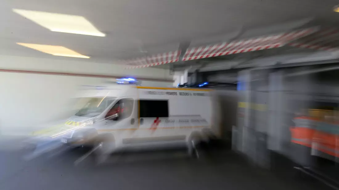 Die Behörden in Nordfrankreich suchen fieberhaft nach der Ursache für die schwere Erkrankung von sieben Kindern (Symbolbild). - Bild: David Vincent/AP/dpa