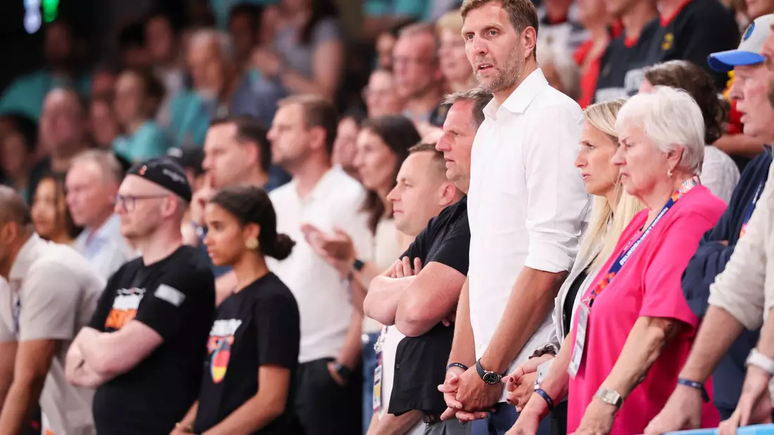 Leonie Fiebich und die deutschen Basketballerinnen feierten einen tollen EM-Start. - Bild: Christian Charisius/dpa