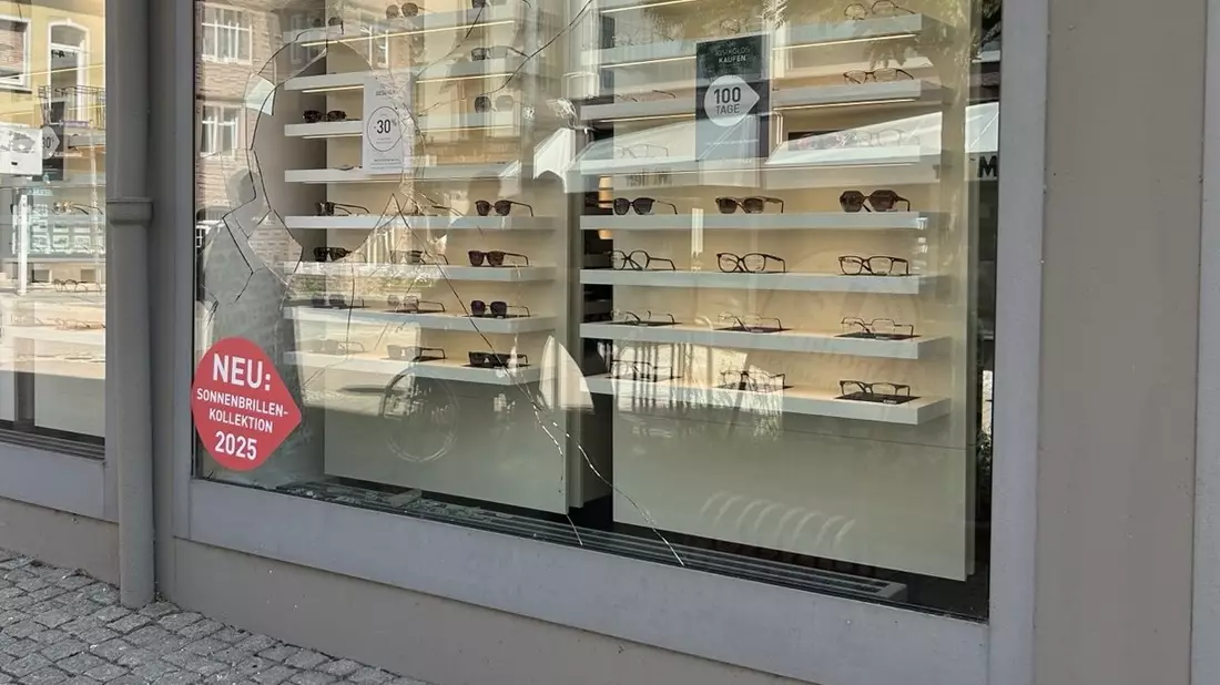 POL-PDPS: Sonnenbrillen bei Einbruch gestohlen - Täter festgenommen - Bild: presseportal.de