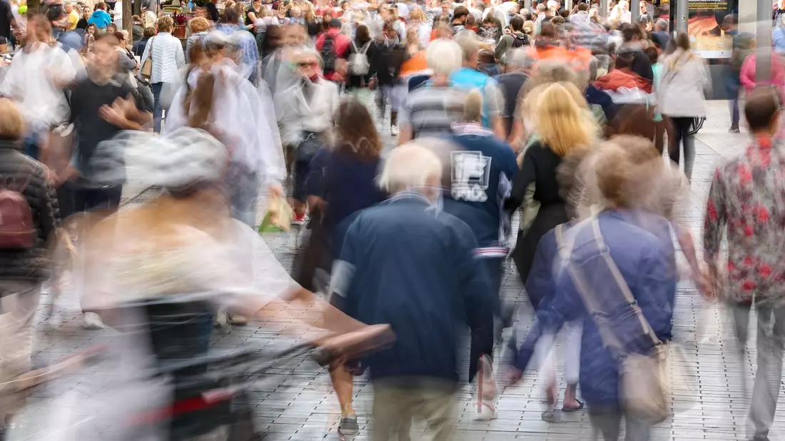 Vergangenes Jahr gab es ein Bevölkerungswachstum in Deutschland, das auf einem Wanderungsüberschuss beruht. (Symbolbild) - Bild: Jan Woitas/dpa