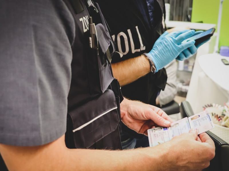 HZA-MS: Zoll beendet Beauty-Behandlung / Illegale Beschäftigung in Nagelstudio im Kreis Borken endet mit Strafverfahren - Foto: presseportal.de