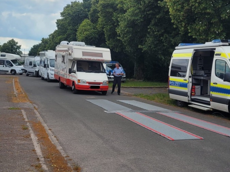 POL-HAM: Sicher in den Urlaub - Aktion Ferienreiseverkehr zum anstehenden Ferienstart - Foto: presseportal.de