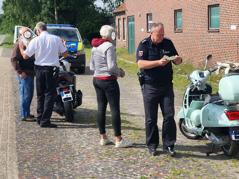 POL-WHV: Landesweiter Verkehrssicherheitstag 2025 - Kontrollaktion mit Schwerpunkt motorisierte Zweiräder - Foto: presseportal.de