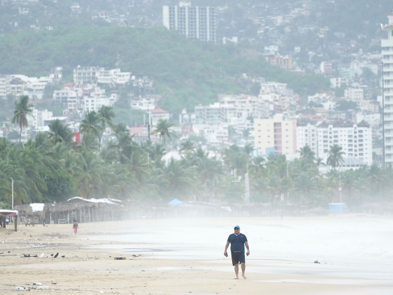 Der Hurrikan «Erick» brachte gefährlich starke Winde und Regen in den Süden Mexikos mit sich. - Foto: Fernando Llano/AP/dpa