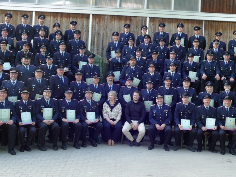 FW Südheide: Einsatzkräfte der Gemeinde Südheide erhalten Hochwasser-Ehrennadel des Landes Niedersachsen - Foto: presseportal.de