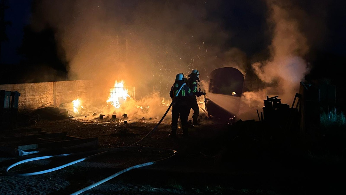 FW-ROW: Feuer schnell unter Kontrolle - Foto: presseportal.de