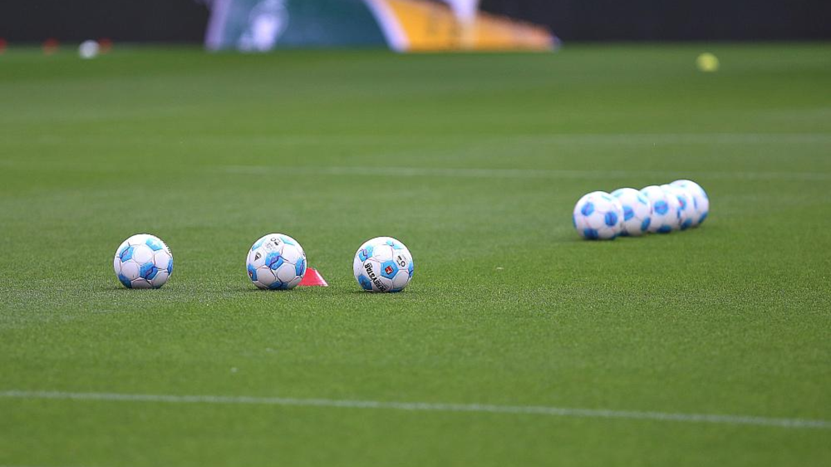 Fußbälle (Archiv) - Foto: über dts Nachrichtenagentur