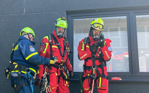 FW-PI: Folgemeldung: Großfeuer in Quickborn / Einsatzende noch nicht absehbar - Foto: presseportal.de