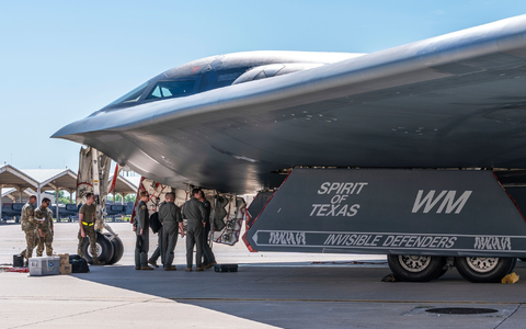 Laut Berichten setzten die USA Tarnkappenbomber ein. (Archivbild) - Foto: Staff Sgt. Joshua Hastings/U.S. Air Force via AP/dpa