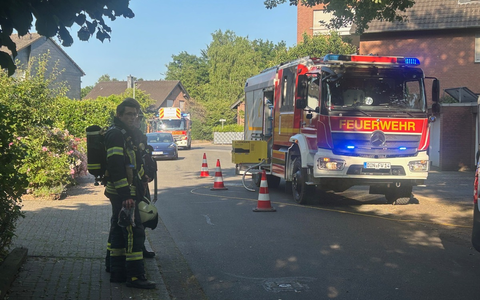 FW Dinslaken: Längster Tag des Jahres fordert Dinslakener Feuerwehr und Rettungsdienst - Foto: presseportal.de