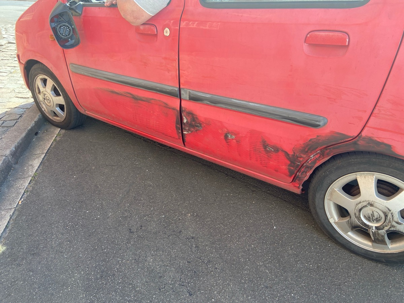 POL-PILEK: Verkehrsunfall mit Gegenverkehr - Mercedes gesucht - Foto: presseportal.de