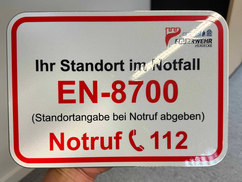 FW-EN: Rettung nach Fahrradunfall im Wald am Nacken - Erster Waldrettungspunkt beeinflusste Einsatz positiv - Foto: presseportal.de