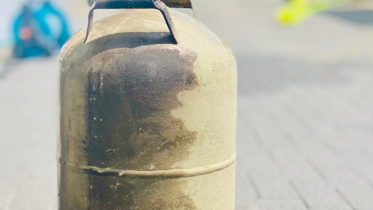 FW-MK: Brennende Propangasflasche in Sümmern - Foto: presseportal.de