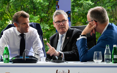Merz, Macron und Starmer appellieren an Teheran. (Archivbild)  - Foto: Leon Neal/Getty Pool/AP/dpa