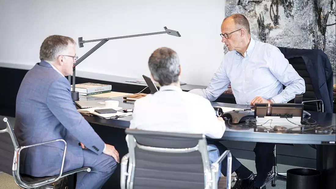Friedrich Merz telefoniert mit den E3-Staaten zur Lage in Nahost am 22.06.2025 - Bild: Bergmann, Guido/BPA,  Text: über dts Nachrichtenagentur