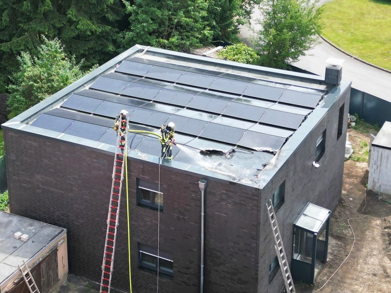 FW-BO: Brand einer Photovoltaik-Anlage in Bochum-Hiltrop - Foto: presseportal.de
