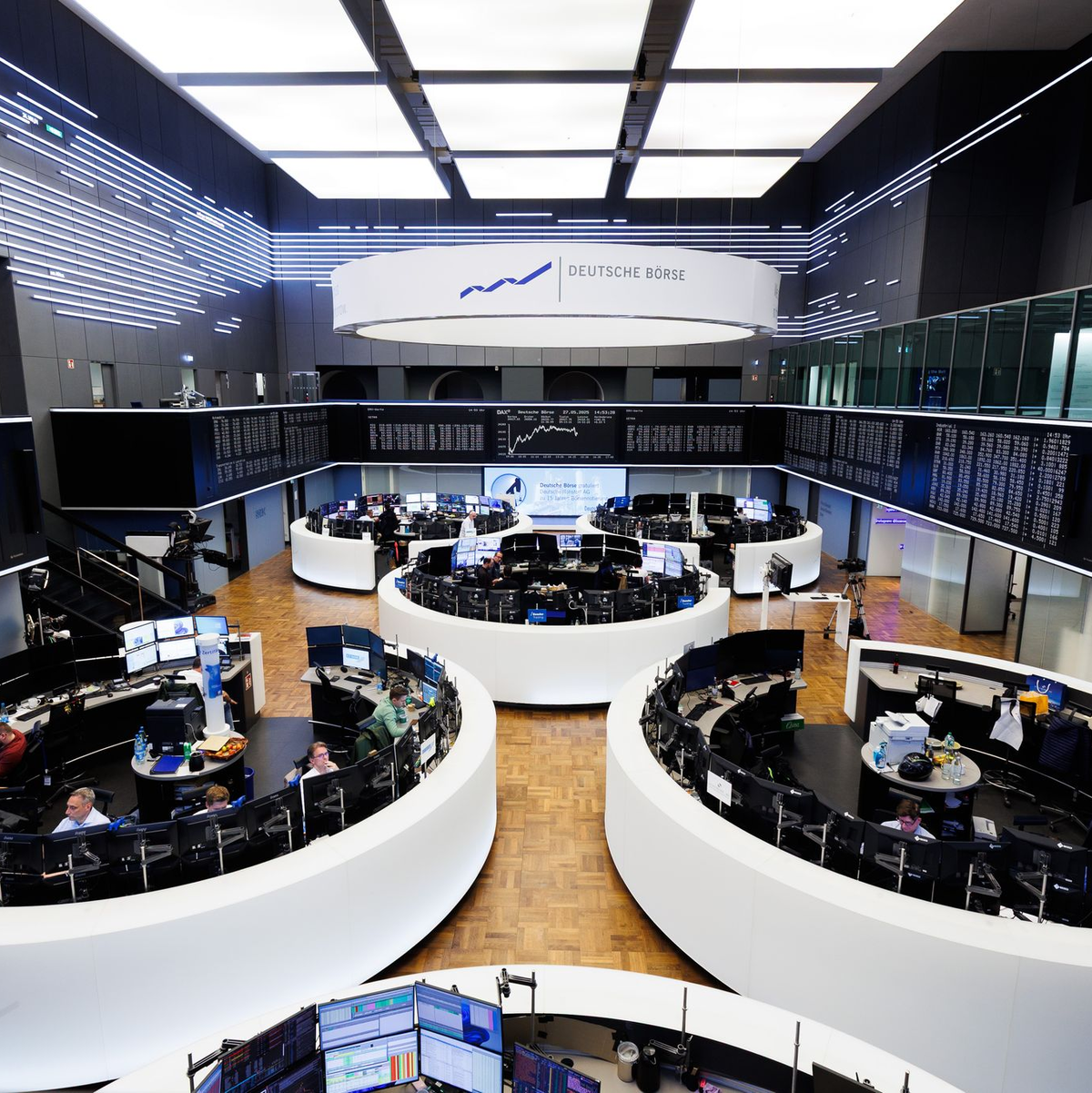 Börse Frankfurt: Nur wenige der wertvollsten Börsenkonzerne der Welt kommen aus Deutschland (Archivbild) - Foto: Lando Hass/dpa