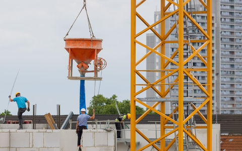 In Deutschland werden zu wenige neue Wohnungen gebaut. Hohe Kosten und strenge Auflagen erschweren den Ausbau, kritisiert die Wohnungswirtschaft. (Archivbild) - Foto: Rolf Vennenbernd/dpa In Deutschland werden zu wenige neue Wohnungen gebaut. Hohe Kosten und strenge Auflagen erschweren den Ausbau, kritisiert die Wohnungswirtschaft. (Archivbild) - Foto: Rolf Vennenbernd/dpa