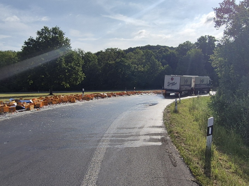 POL-GI: LKW verliert Ladung - Verkehrsbehinderung am Gießener Nordkreuz + Geldkassette aus Bauernladen in Hungen gestohlen + u.a. - Foto: presseportal.de