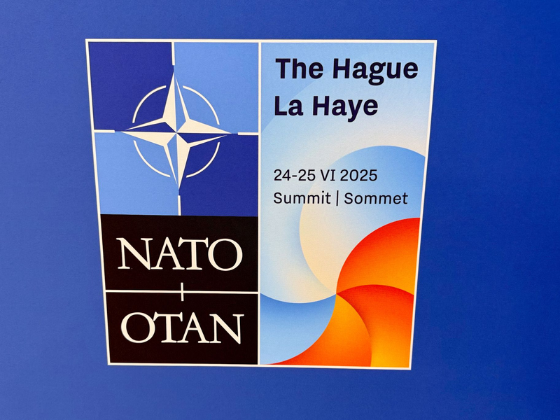 Schon vor Beginn des Nato-Gipfels gibt es einen Gewinner: Donald Trump. - Foto: Martin Romanczyk/dpa