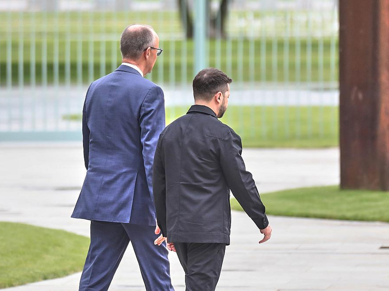 Friedrich Merz und Wolodymyr Selenskyj (Archiv) - Foto: über dts Nachrichtenagentur