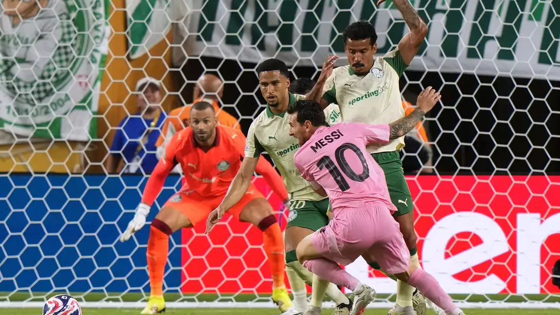Blieb trotz vieler Chancen ohne Tor: Lionel Messi. - Bild: Lynne Sladky/AP/dpa